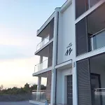 M - Your Business & In Apartmán *