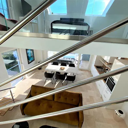 M - Your Business & In * Sibenik