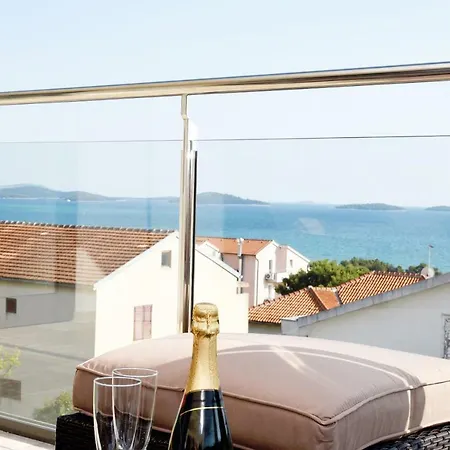 Apartmán M - Your Business & In