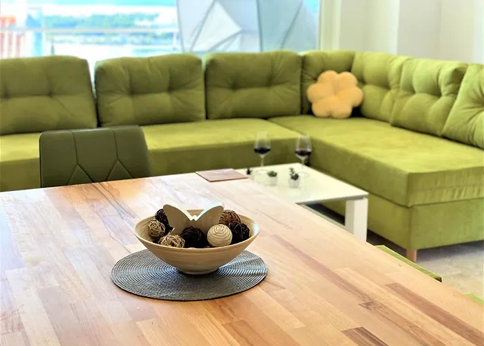 M - Your Business & In Šibenik