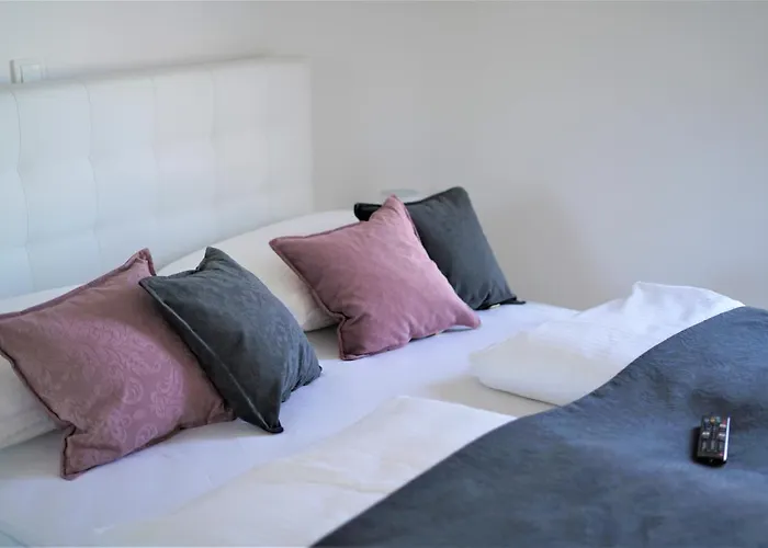 M - Your Business&holiday In * Šibenik