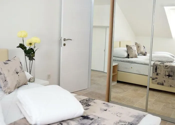 M - Your Business & In Appartement Šibenik