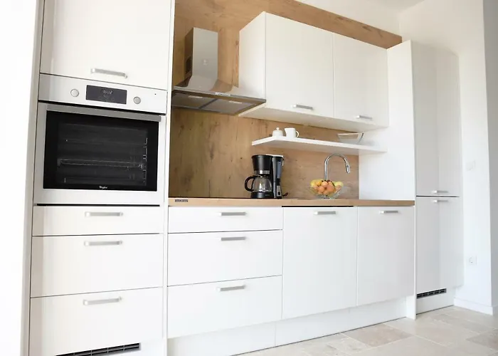 M - Your Business & In Apartmán Šibenik